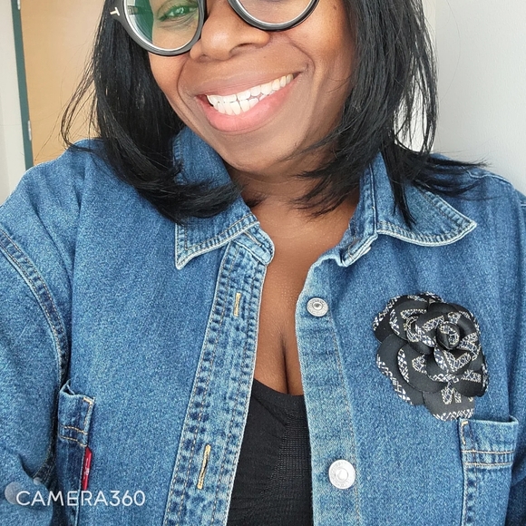 Meet your Posher, Melanie - Picture 3 of 16